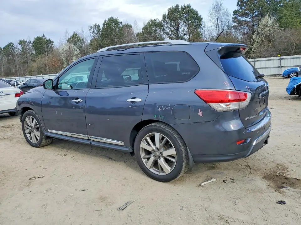 2014 NISSAN PATHFINDER PLATINUM  