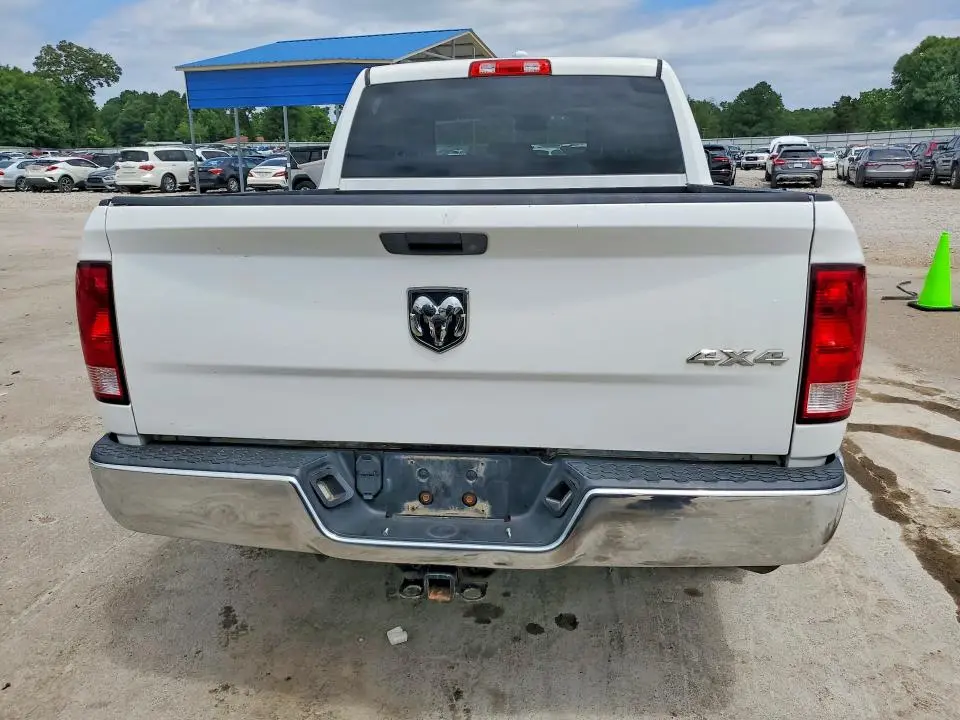 2015 RAM 1500 ST  