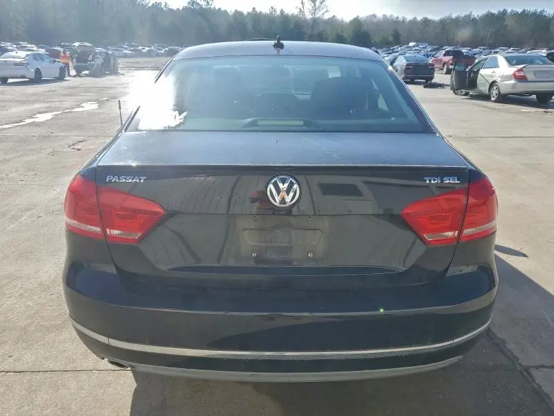 2013 VOLKSWAGEN PASSAT SEL  