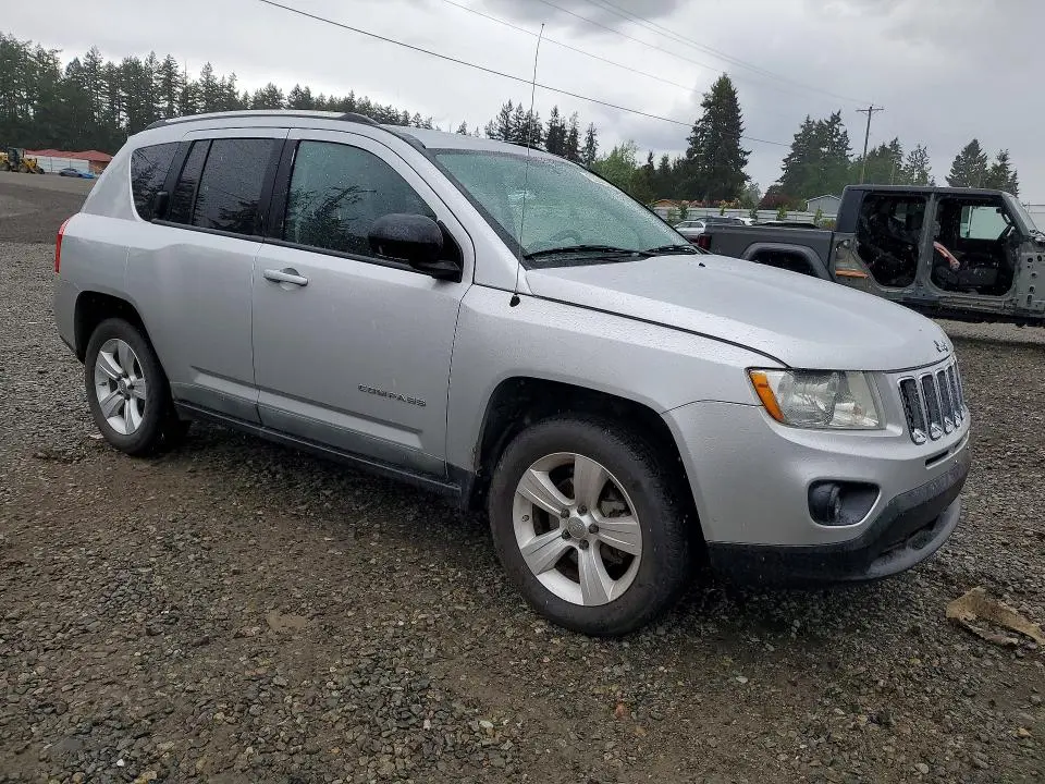 2011 JEEP COMPASS SPORT  