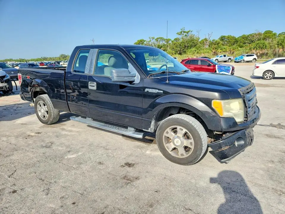 2010 FORD F150 SUPER CAB  