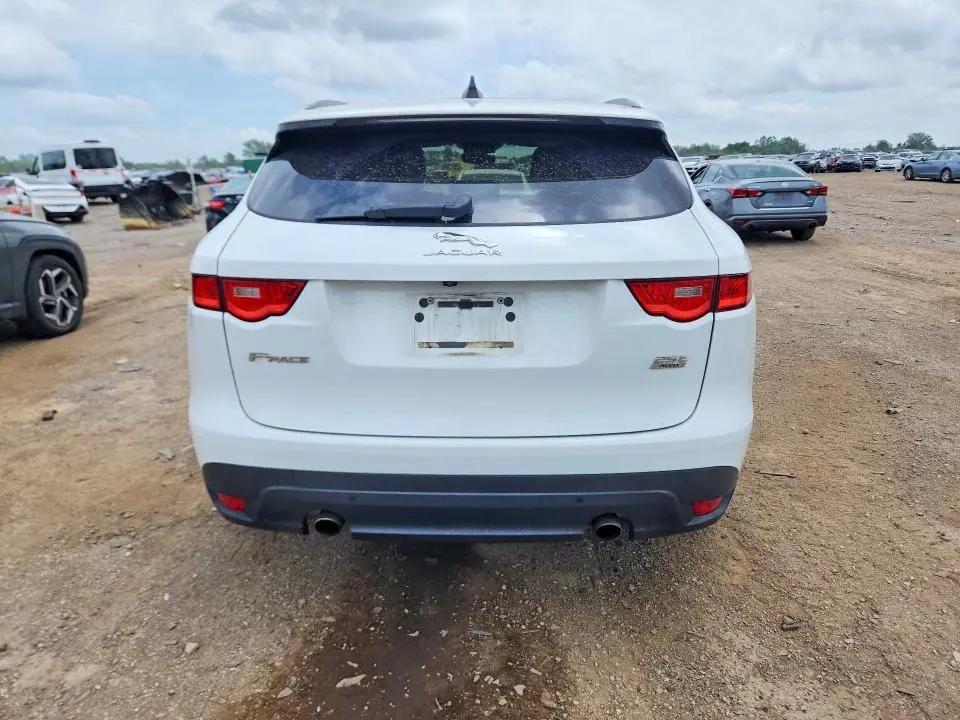 2020 JAGUAR F-PACE PREMIUM  