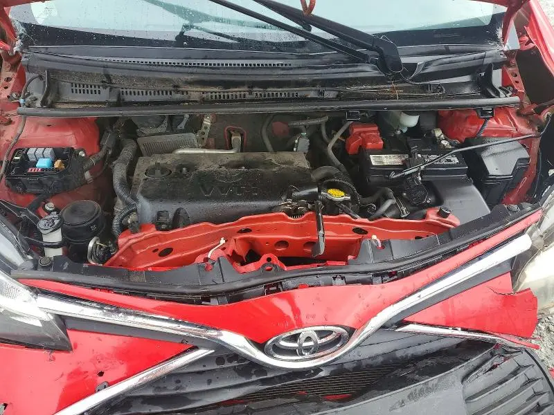 2015 TOYOTA YARIS 3-DOOR LE  