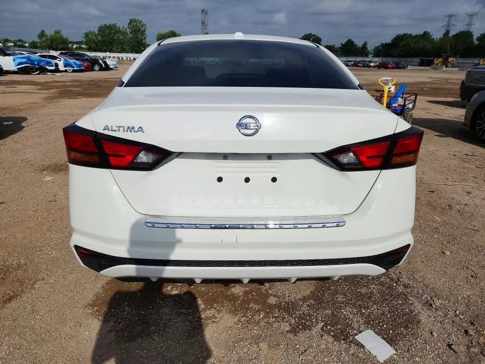 2019 NISSAN ALTIMA S  