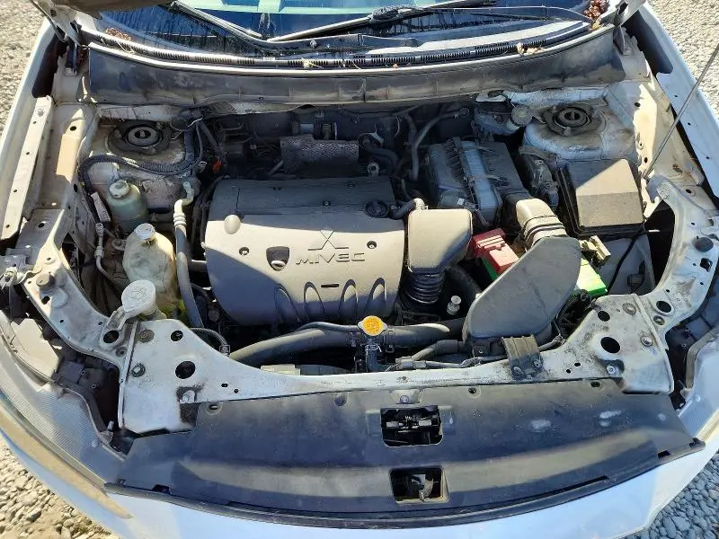 2012 MITSUBISHI OUTLANDER SE  