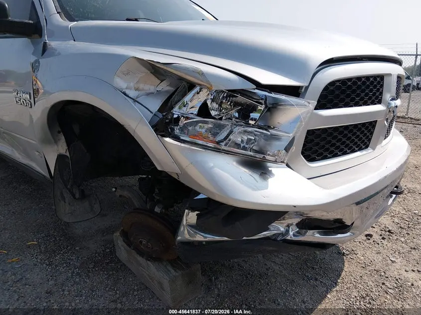 2017 RAM 1500 SLT