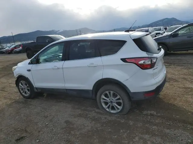 2017 FORD ESCAPE SE  