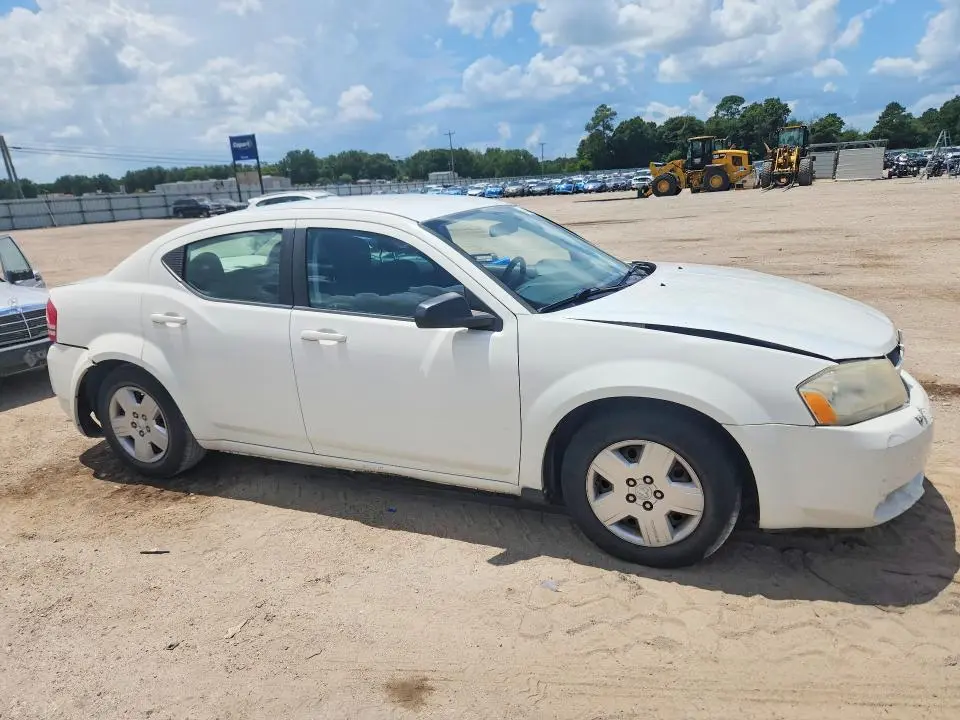 2011 DODGE AVENGER   