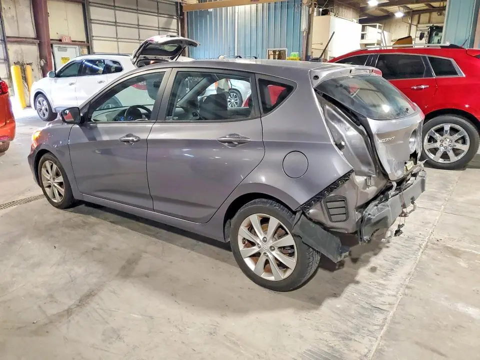 2014 HYUNDAI ACCENT SE  