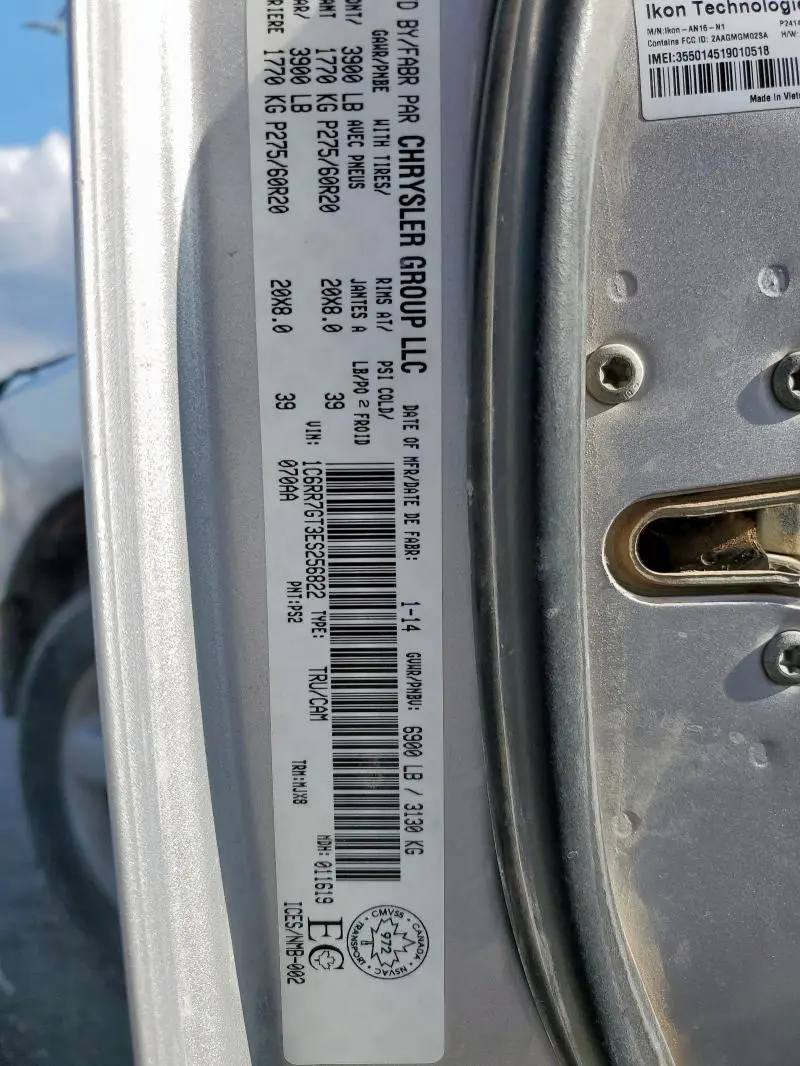 2014 RAM 1500 SLT
