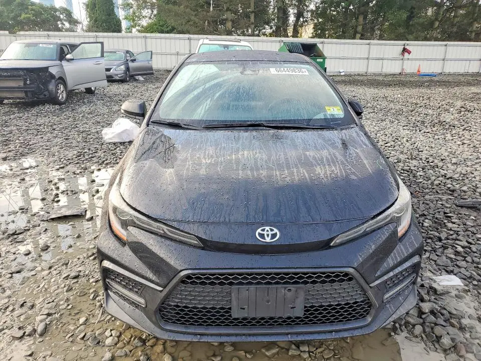 2021 TOYOTA COROLLA SE  