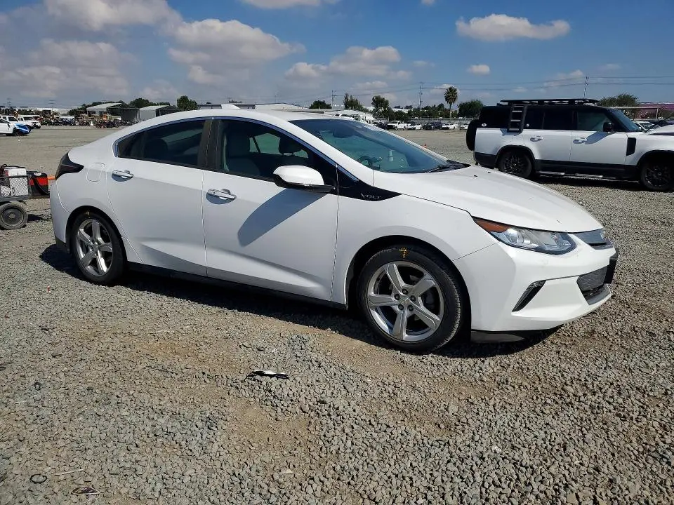 2017 CHEVROLET VOLT LT  