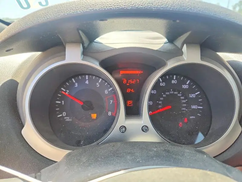 2016 NISSAN JUKE SV  