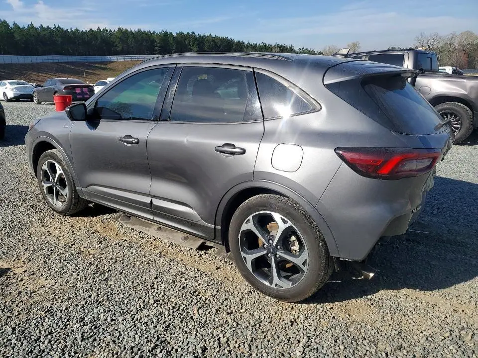 2023 FORD ESCAPE ST LINE SELECT  