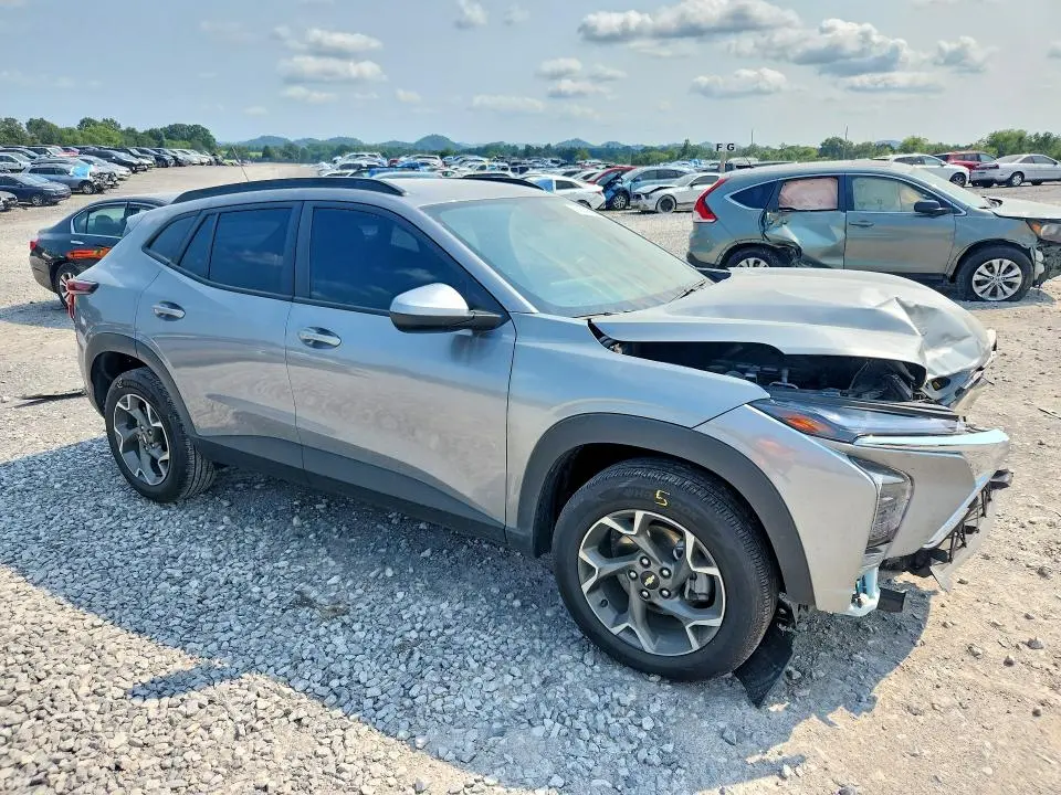 2025 CHEVROLET TRAX 1LT  