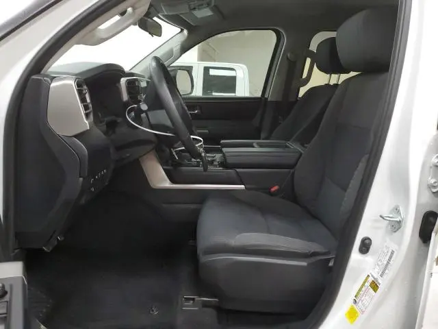 2024 TOYOTA TUNDRA CREWMAX SR  