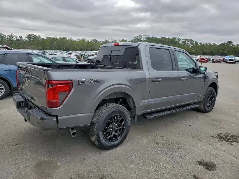 2024 FORD F150 XLT  
