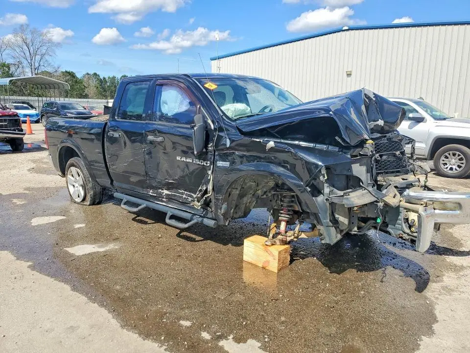 2012 DODGE RAM 1500 SLT  