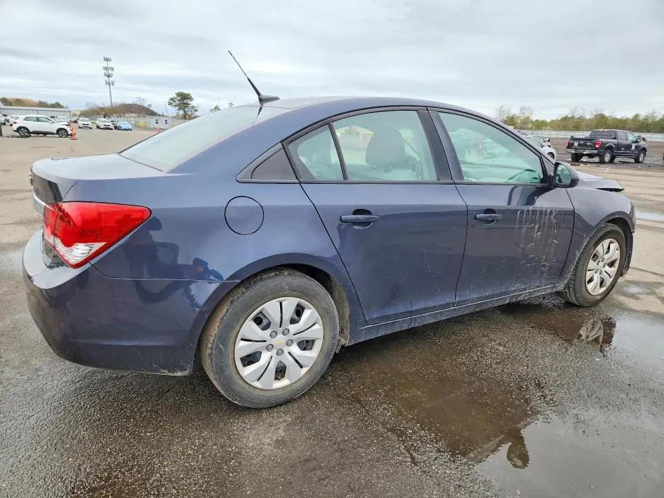 2014 CHEVROLET CRUZE LS  