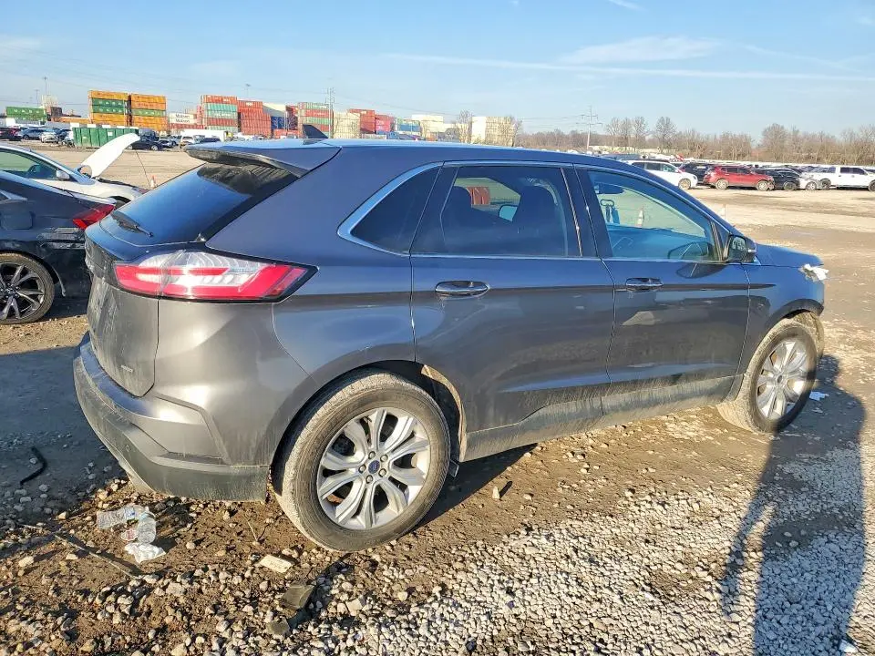 2022 FORD EDGE TITANIUM  