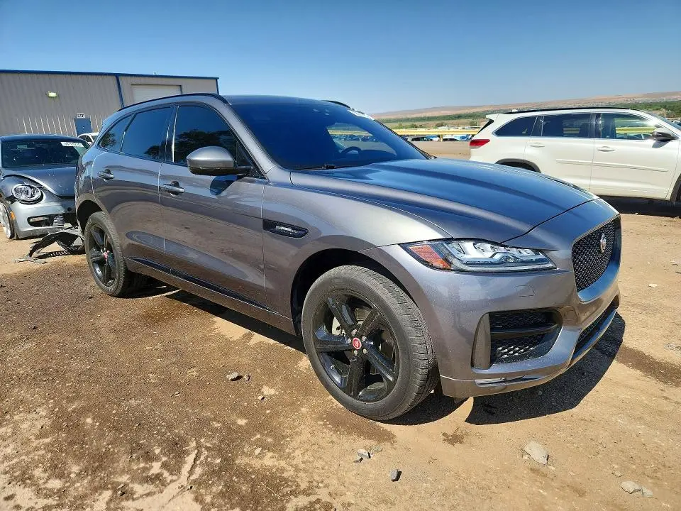 2019 JAGUAR F-PACE R - SPORT  
