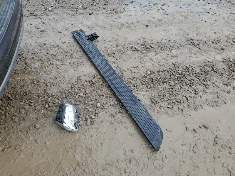 2025 TOYOTA SEQUOIA SR5  