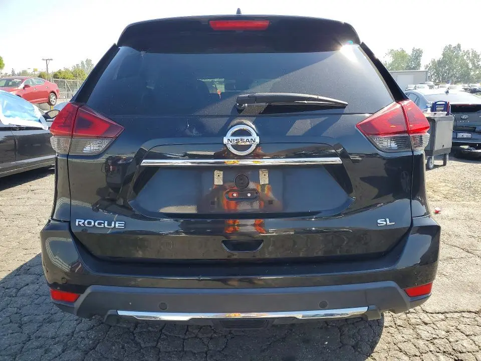 2019 NISSAN ROGUE SL  
