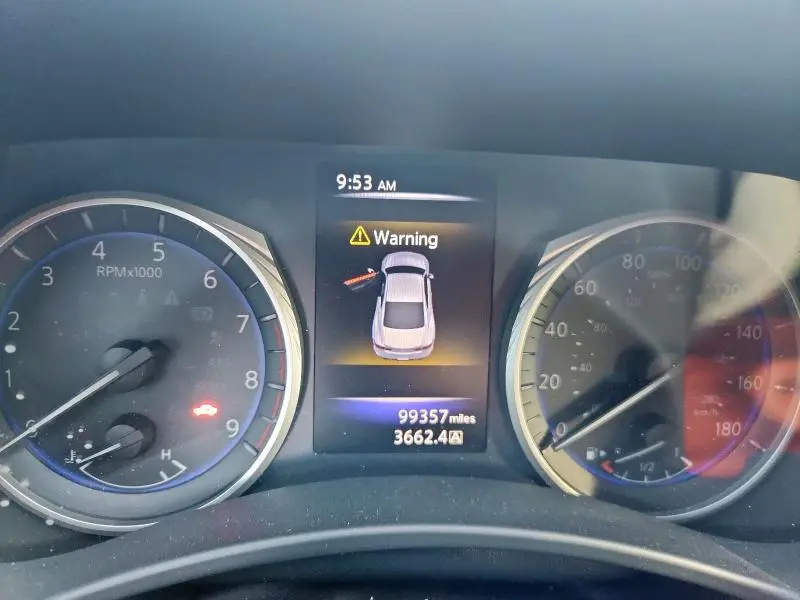 2018 INFINITI Q60 LUXE 300  