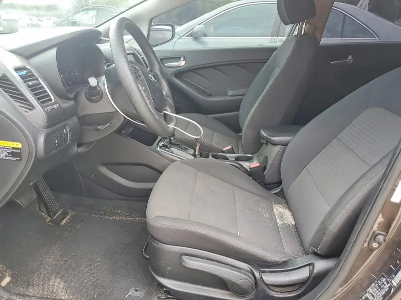 2018 KIA FORTE LX  