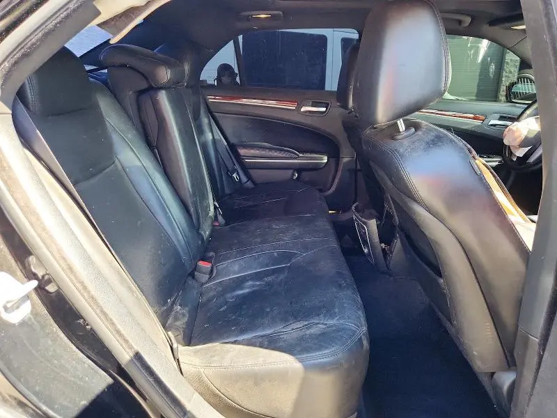 2013 CHRYSLER 300   
