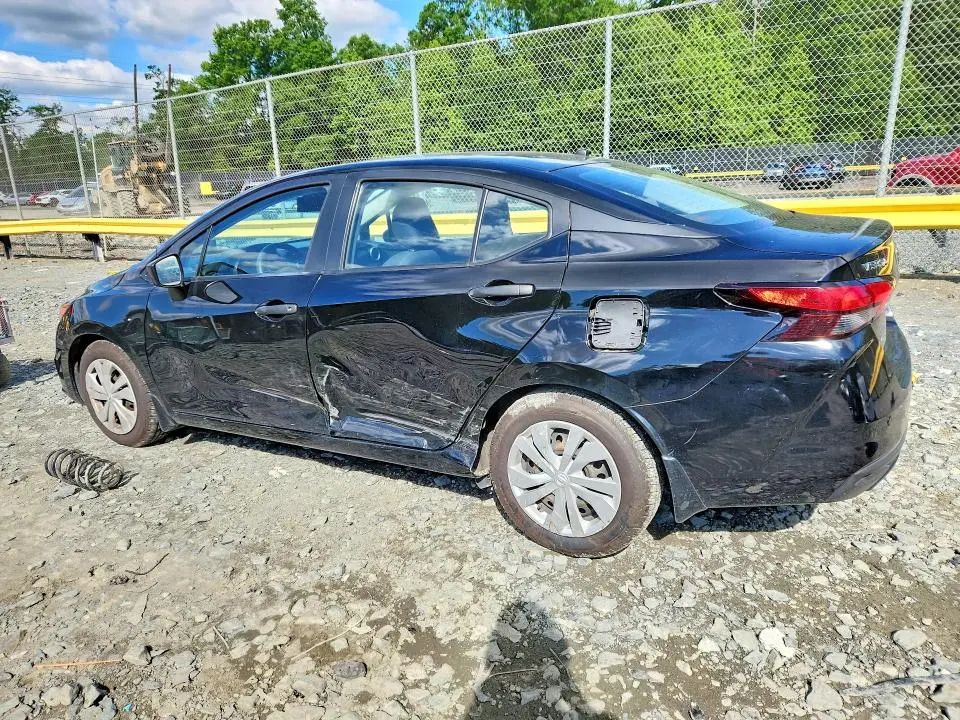 2020 NISSAN VERSA S  
