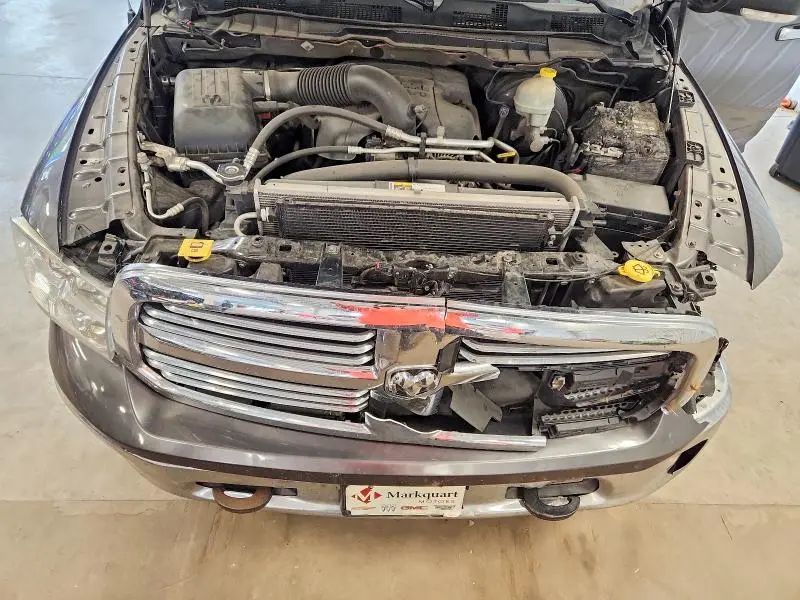 2015 RAM 1500 SLT  