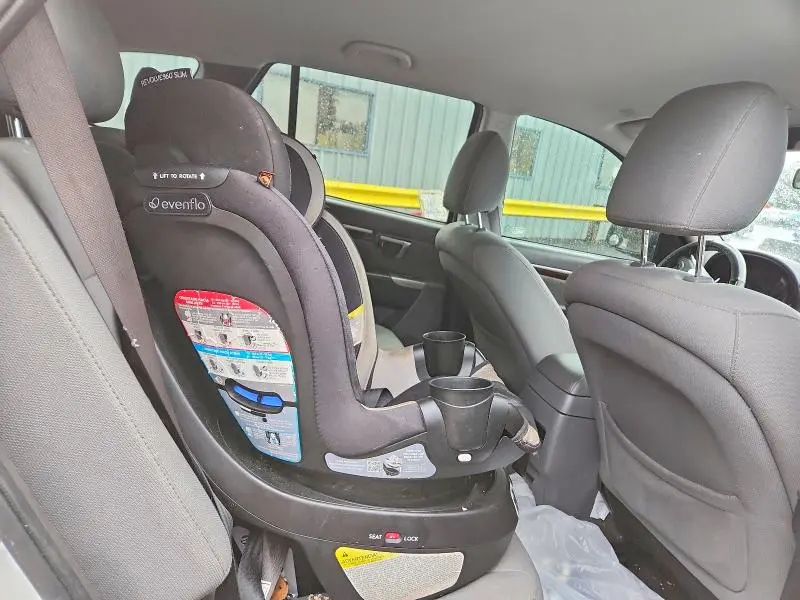 2012 HYUNDAI SANTA FE GLS  