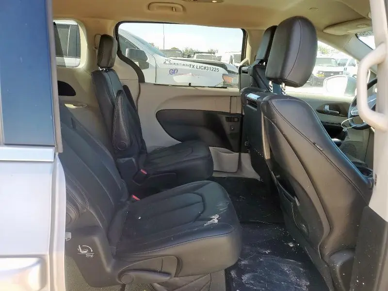 2017 CHRYSLER PACIFICA TOURING L PLUS  
