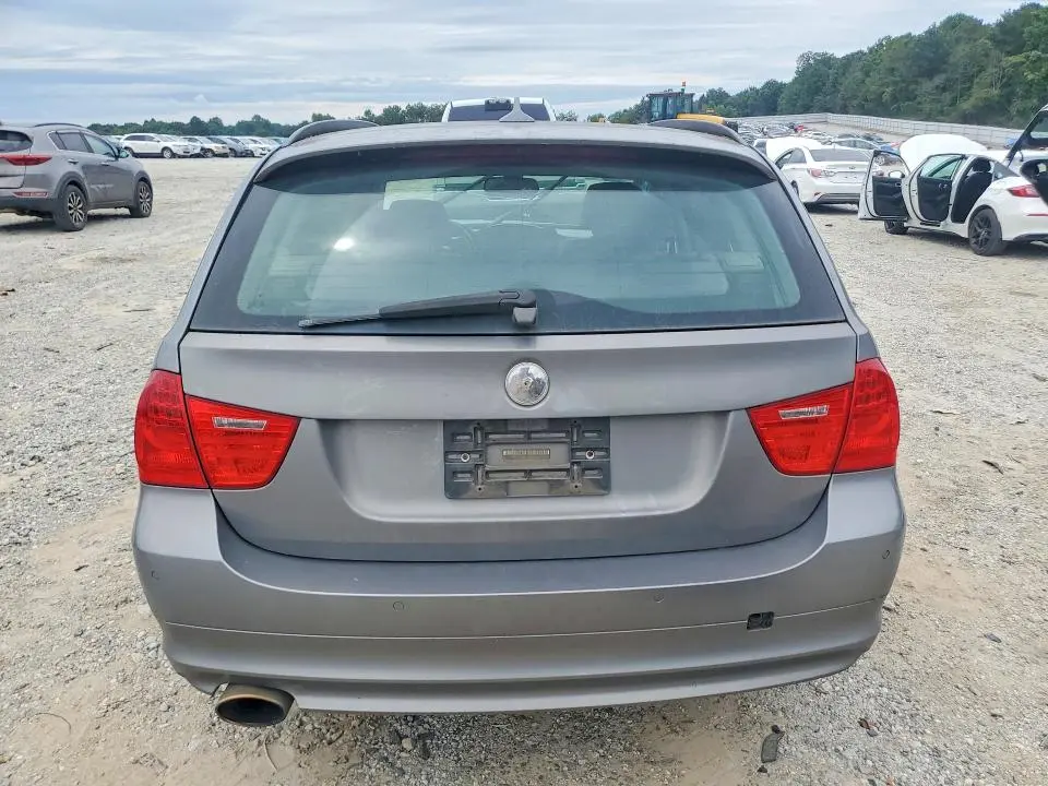 2011 BMW 328 XI  