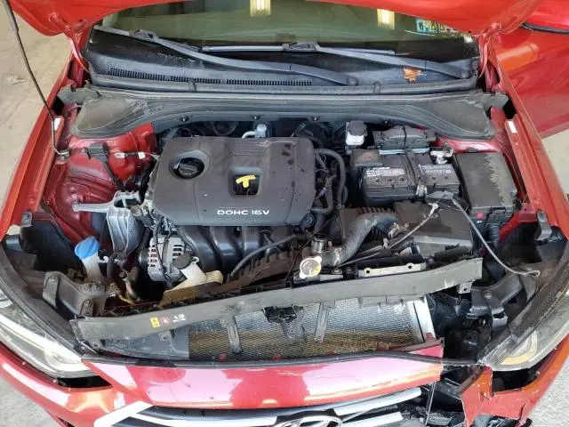 2017 HYUNDAI ELANTRA SE  