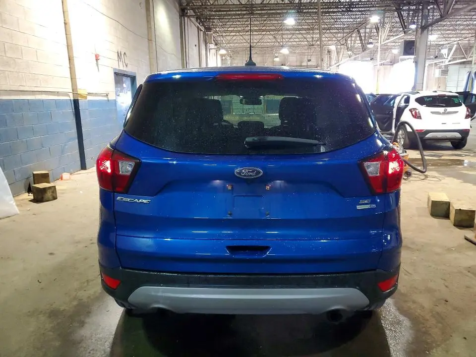 2019 FORD ESCAPE SE  