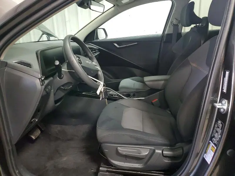 2026 KIA NIRO LX  