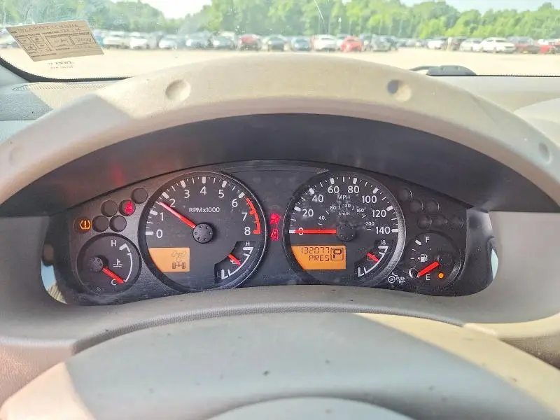 2012 NISSAN FRONTIER SV V6  