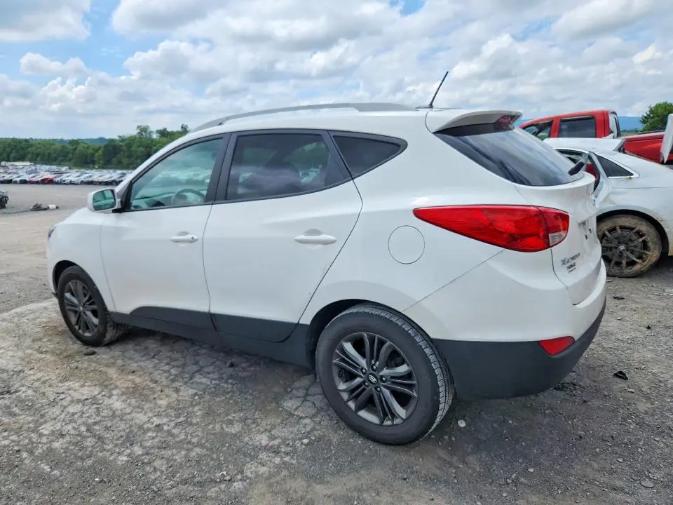 2015 HYUNDAI TUCSON SE  
