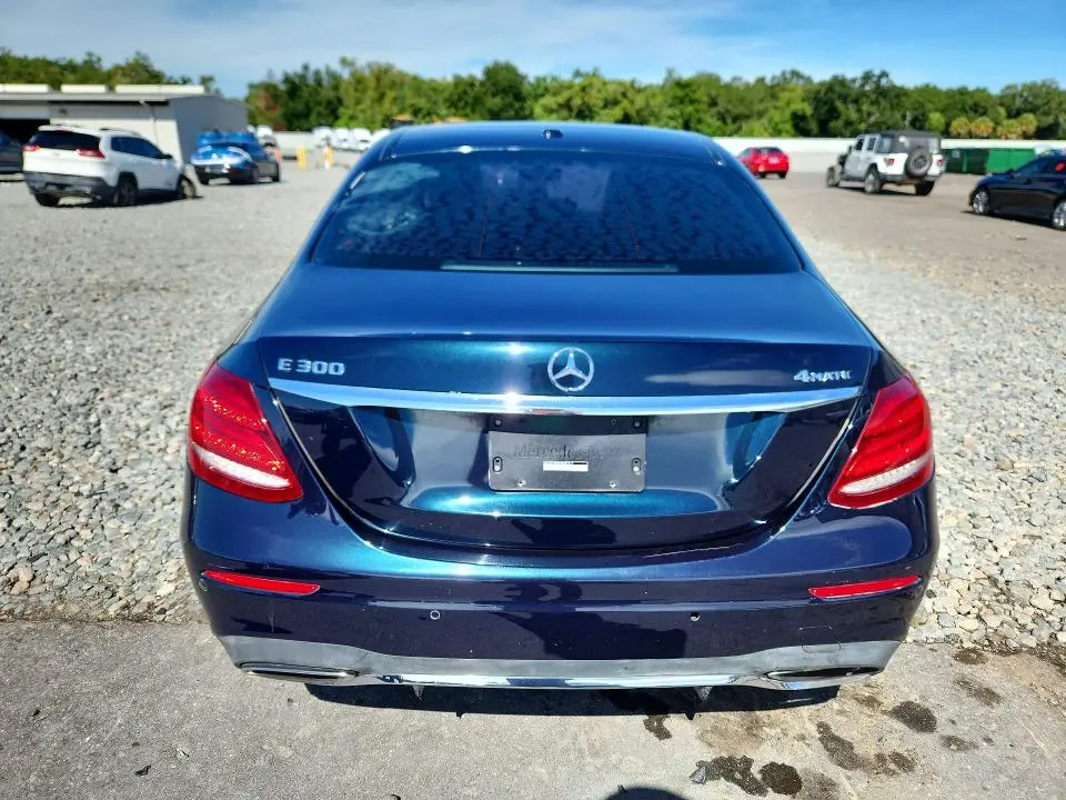 2017 MERCEDES-BENZ E 300 4MATIC  