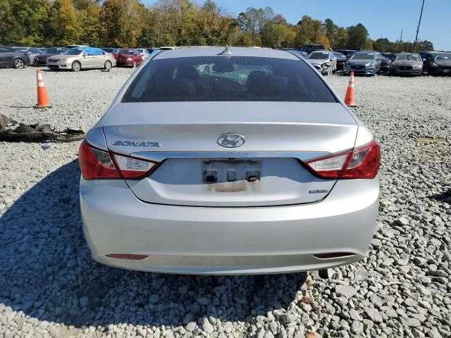 2011 HYUNDAI SONATA SE