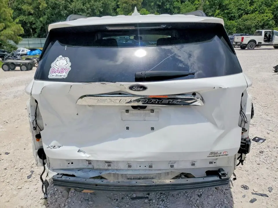 2020 FORD EXPLORER XLT  