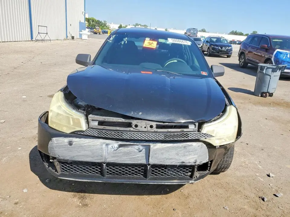 2010 FORD FOCUS SE  