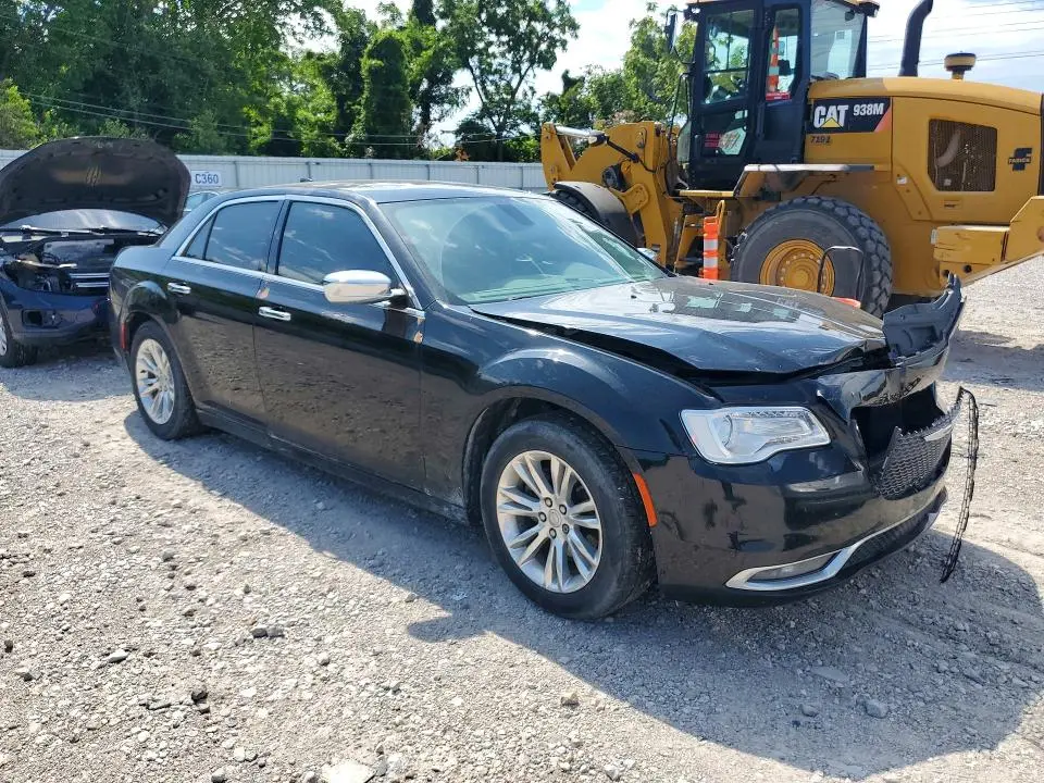 2016 CHRYSLER 300C   