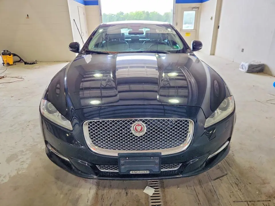2015 JAGUAR XJL PORTFOLIO  