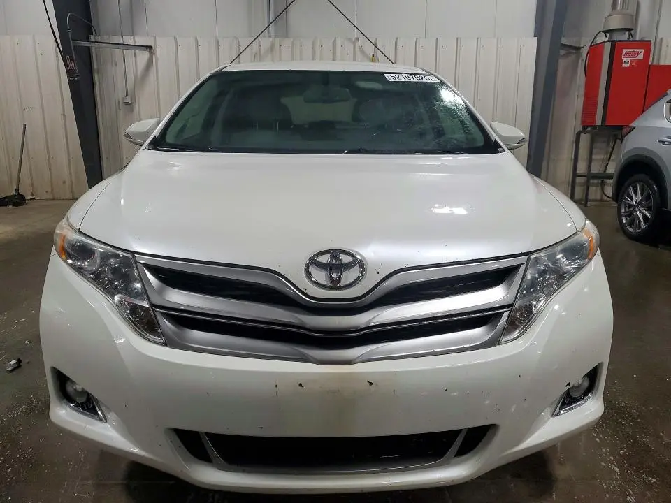 2013 TOYOTA VENZA LE  