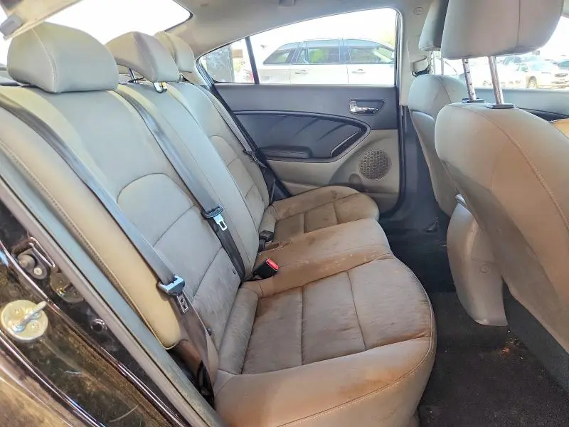 2015 KIA FORTE LX  