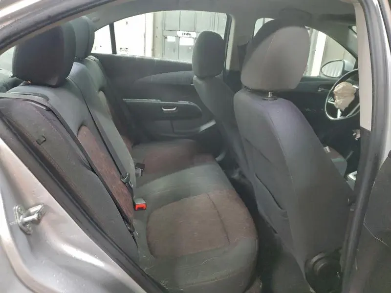 2017 CHEVROLET SONIC LT  