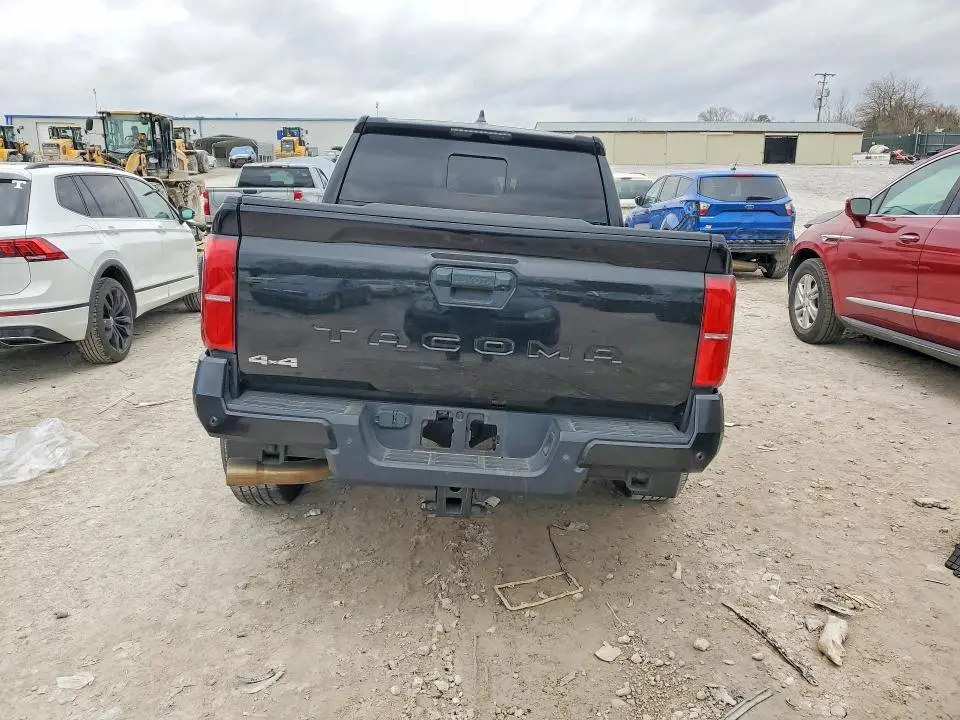 2024 TOYOTA TACOMA DOUBLE CAB  